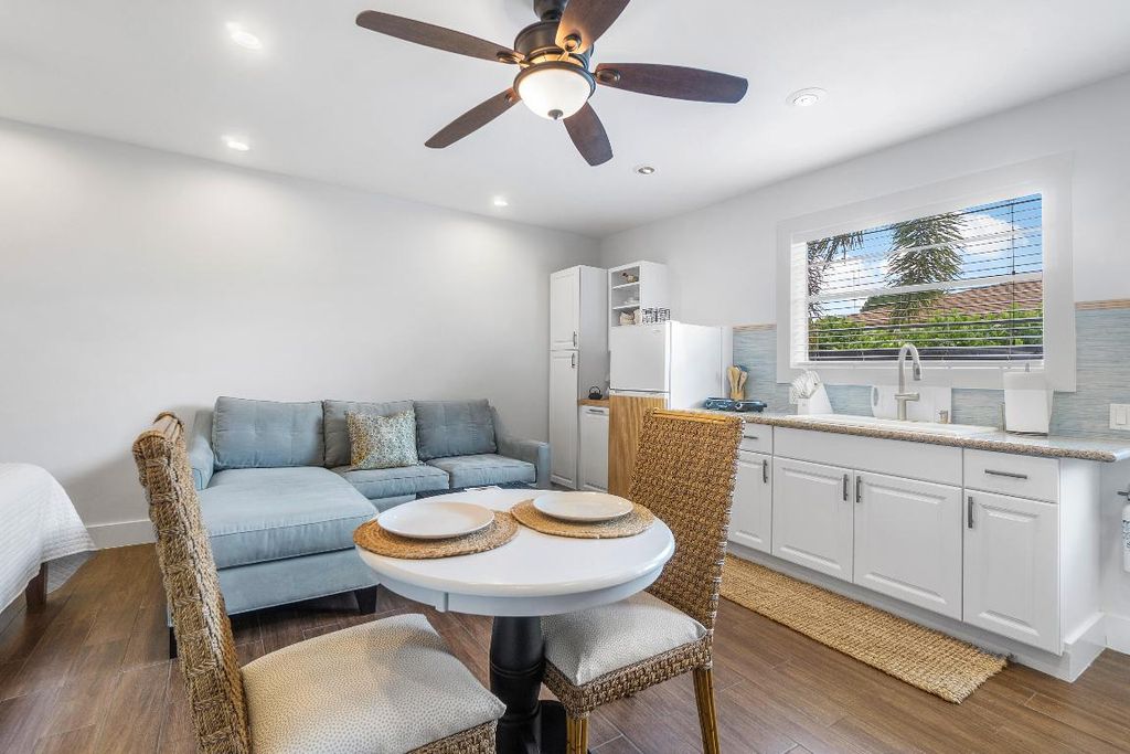 Photo of 43 W Plumosa Lane #S, Lake Worth, FL 33467 (MLS # R11154436)