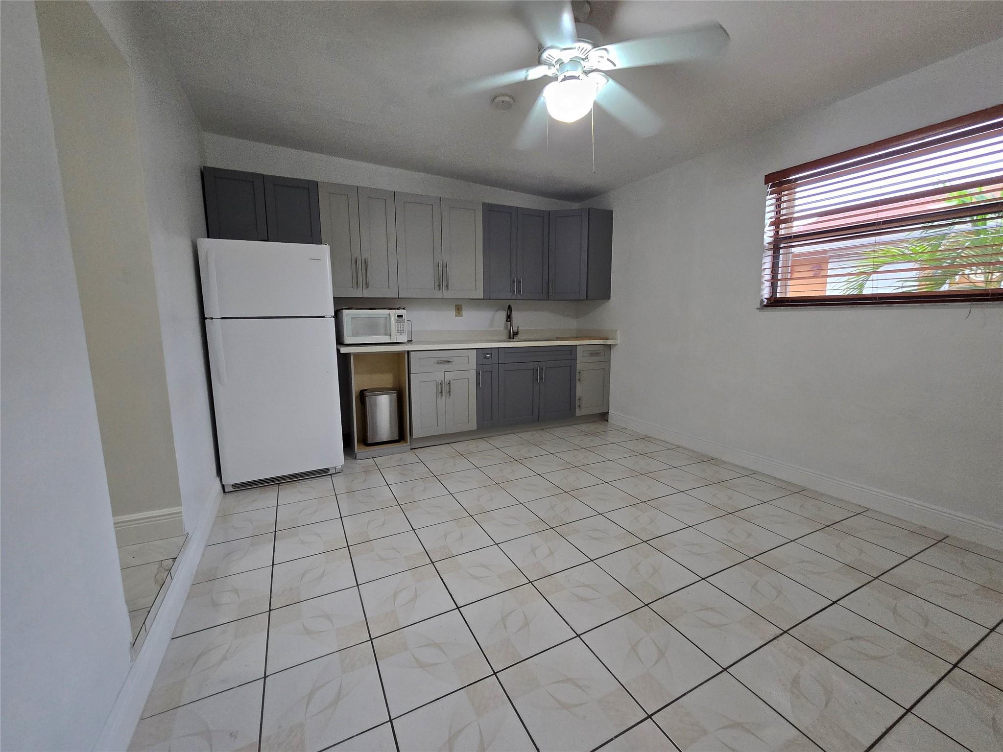 Carol City Add 03 - Residential Lease