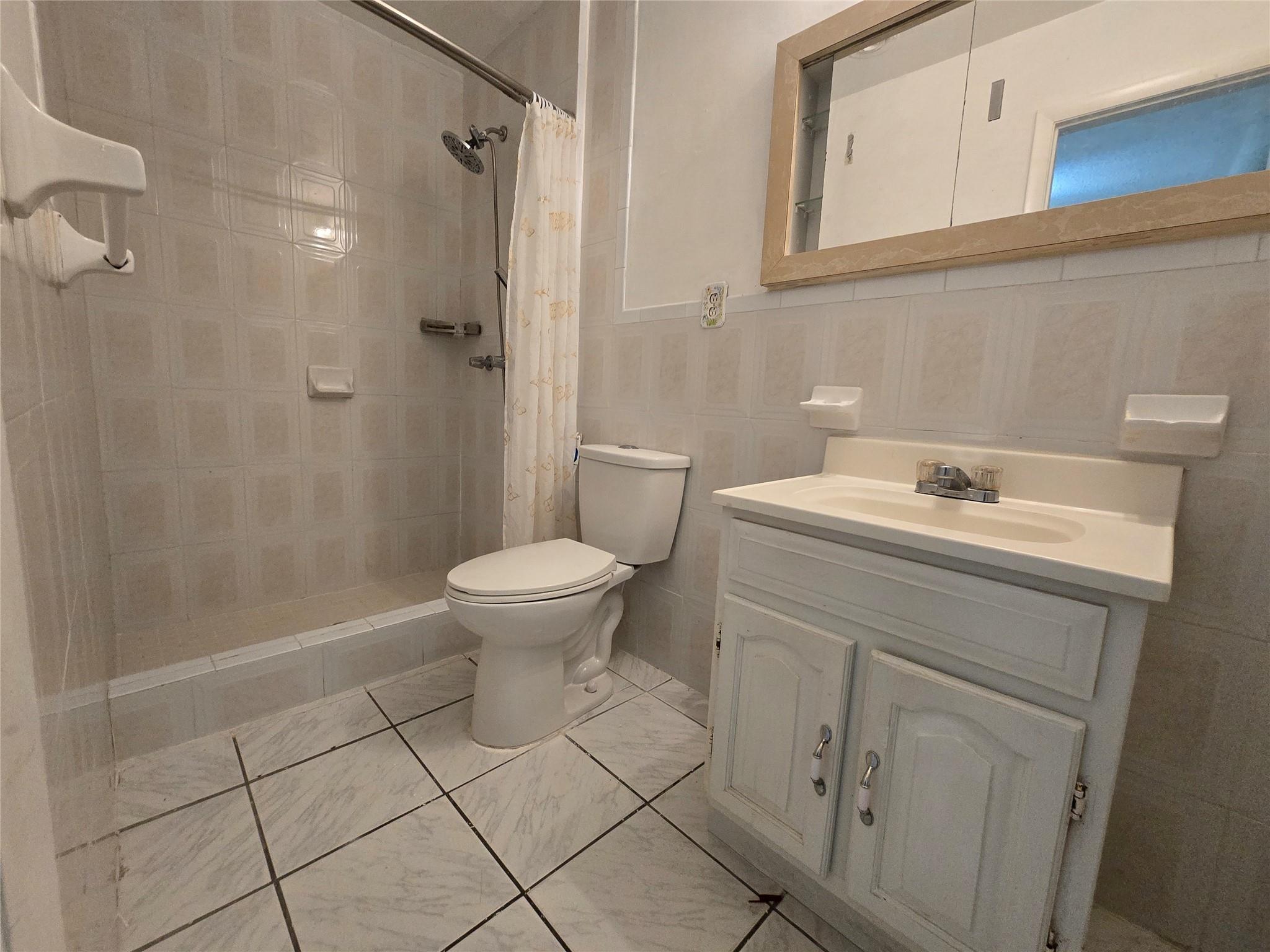 Carol City Add 03 - Residential Lease