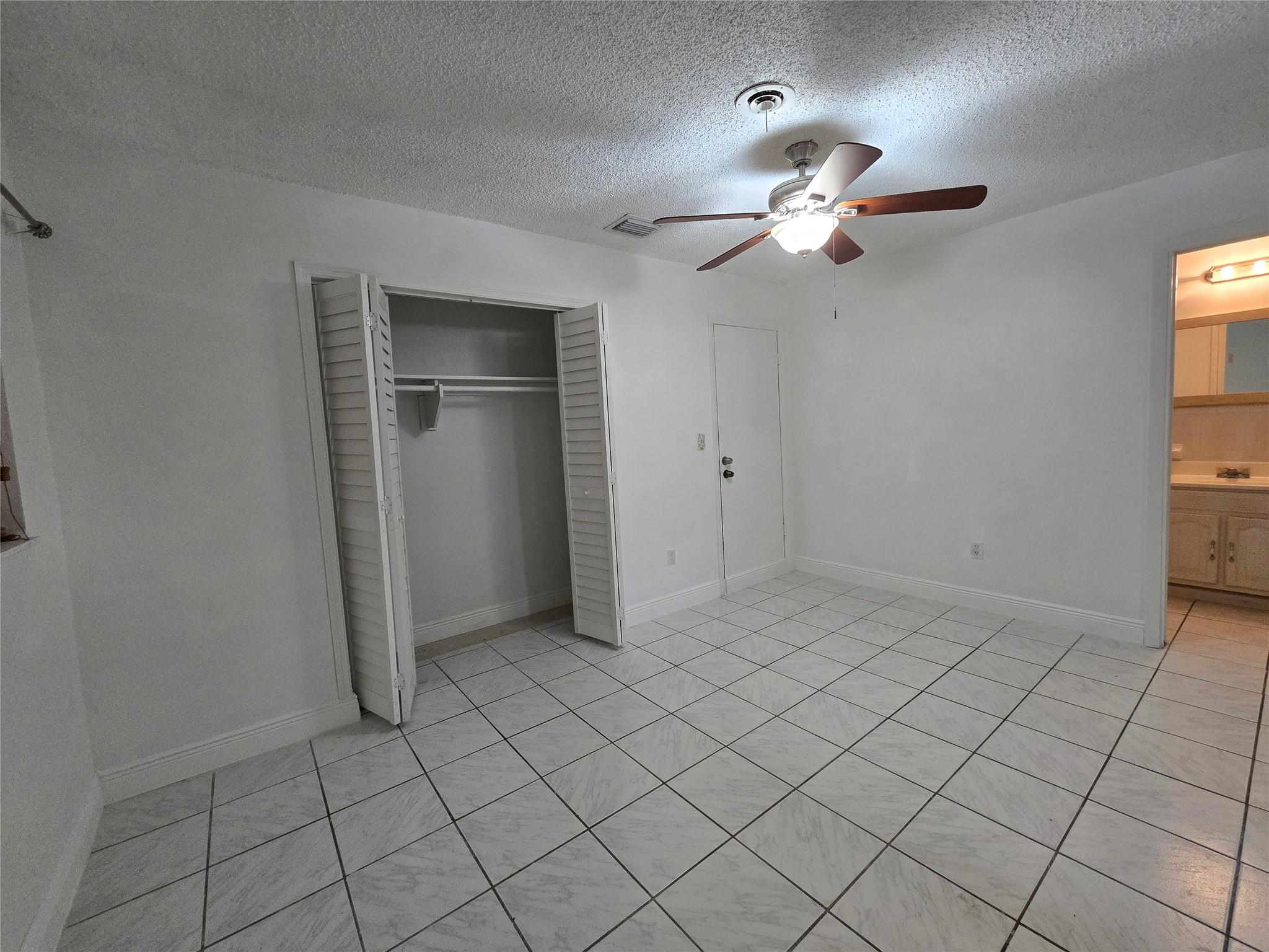 Carol City Add 03 - Residential Lease