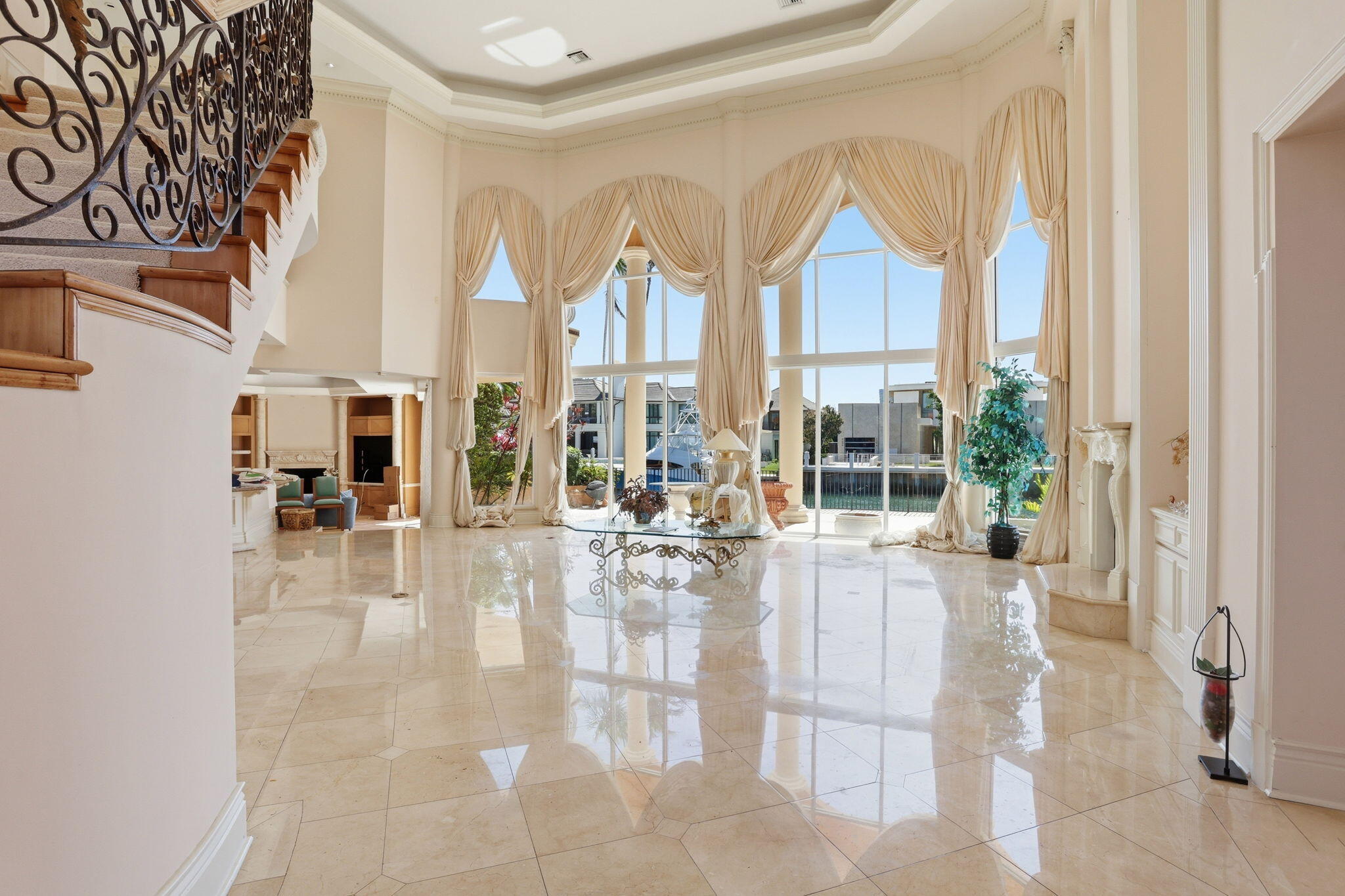 ISLA BAHIA - Residential