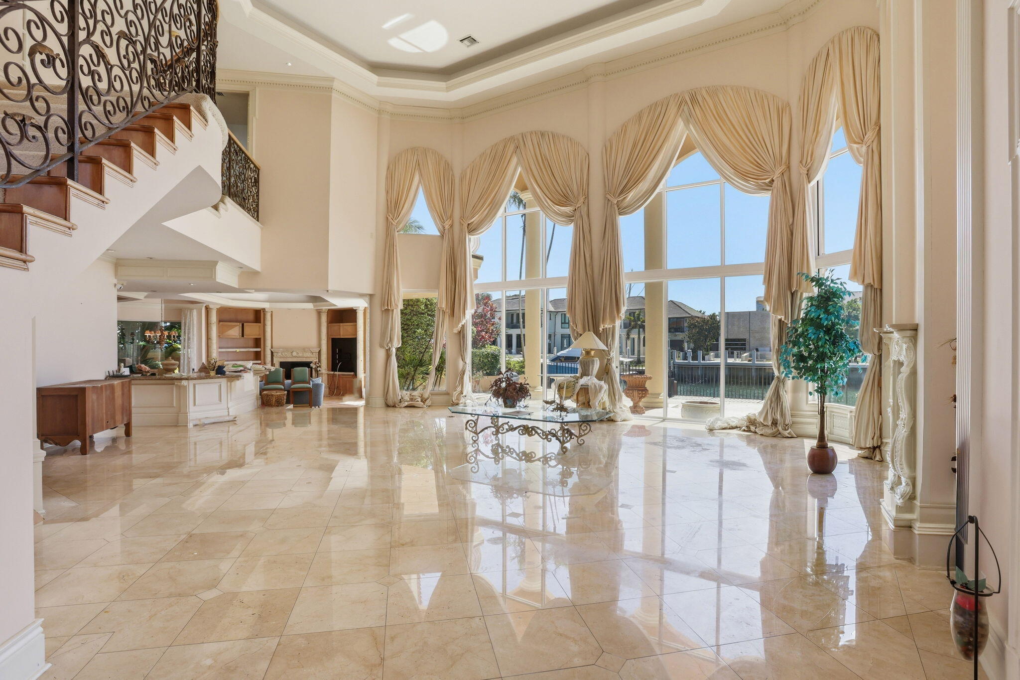 ISLA BAHIA - Residential