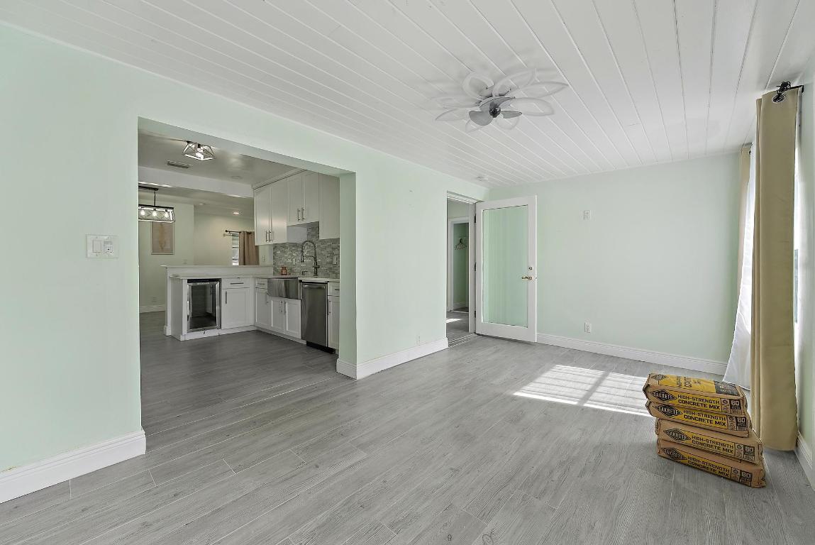 LEE WOOD PARK IN - Residential Lease