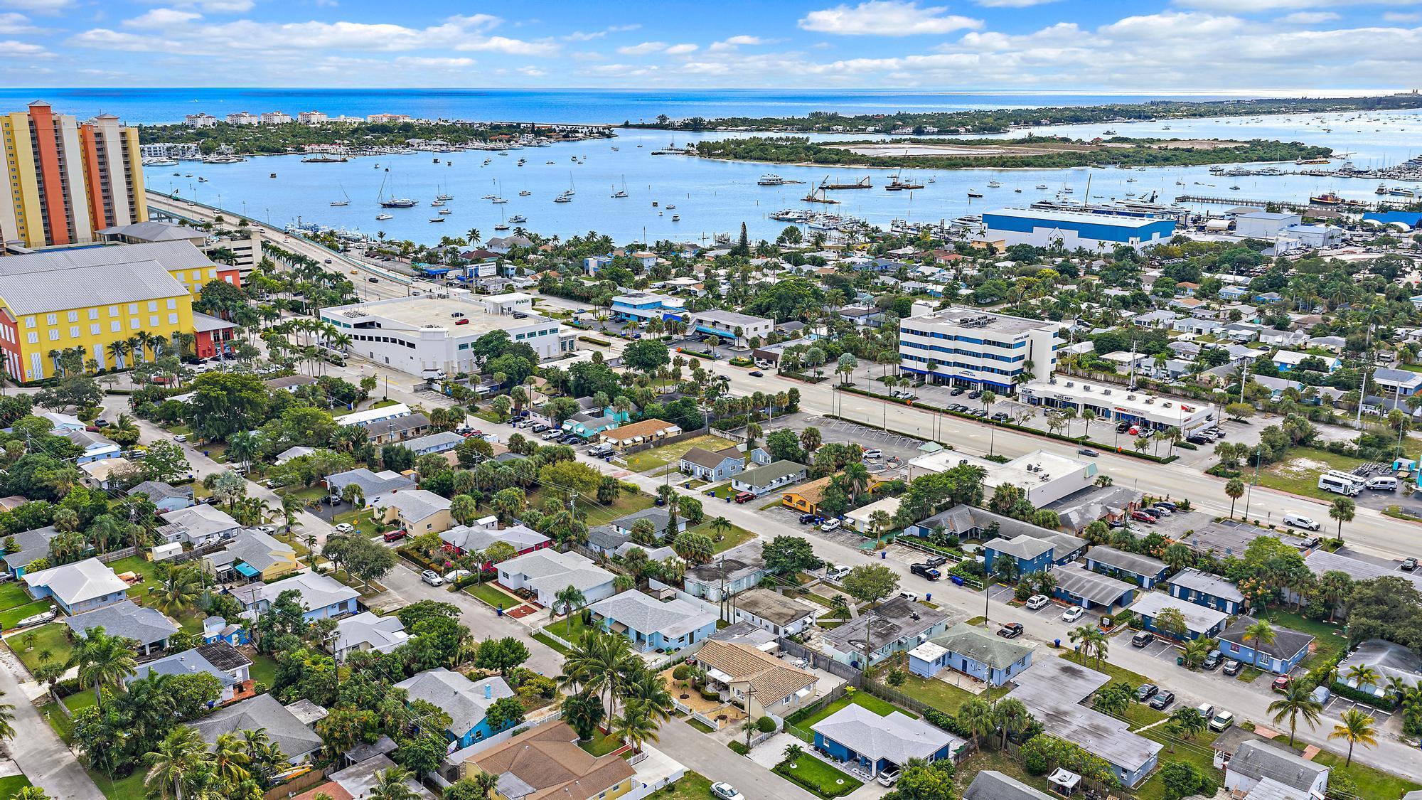 LEE WOOD PARK IN - Residential Lease