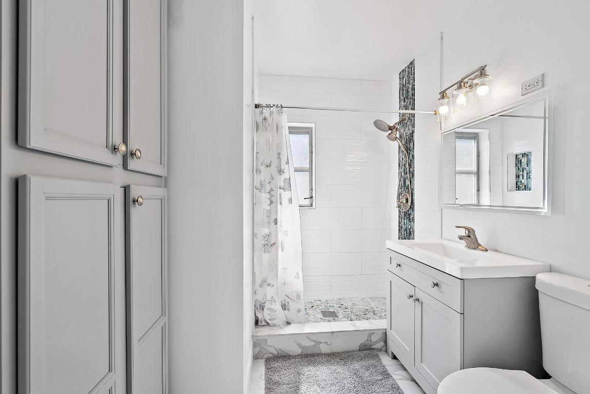 LEE WOOD PARK IN - Residential Lease