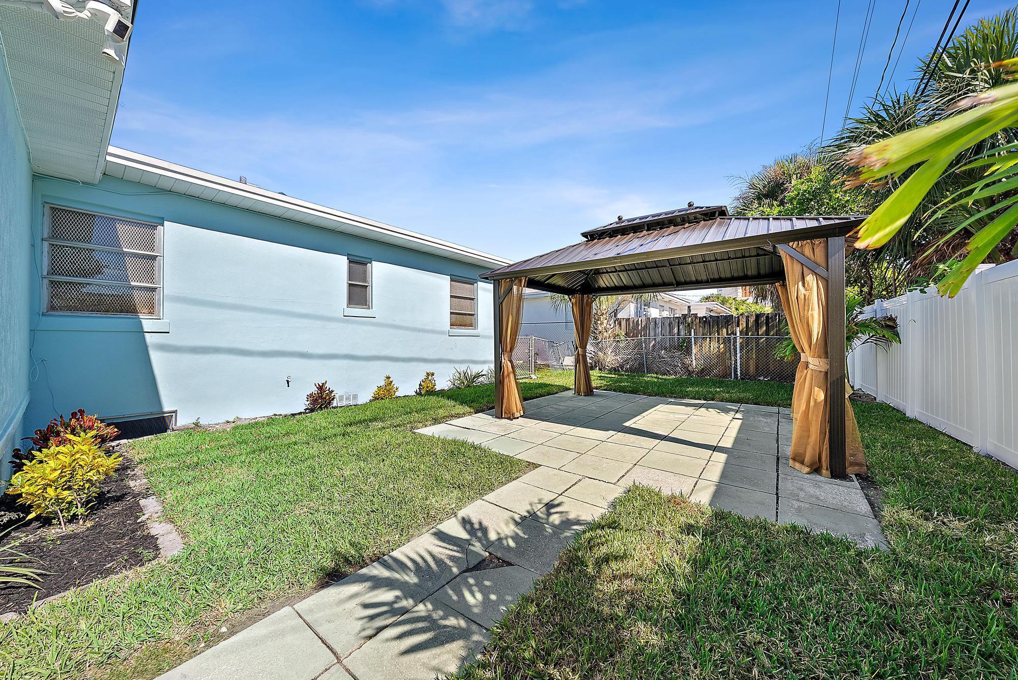 LEE WOOD PARK IN - Residential Lease