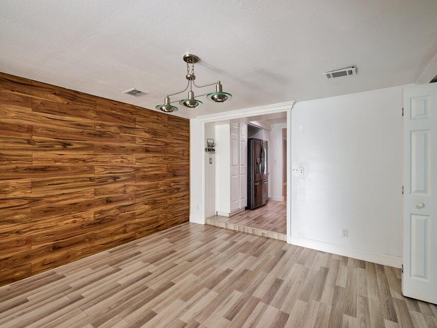 BELVEDERE HEIGHTS - Residential Lease