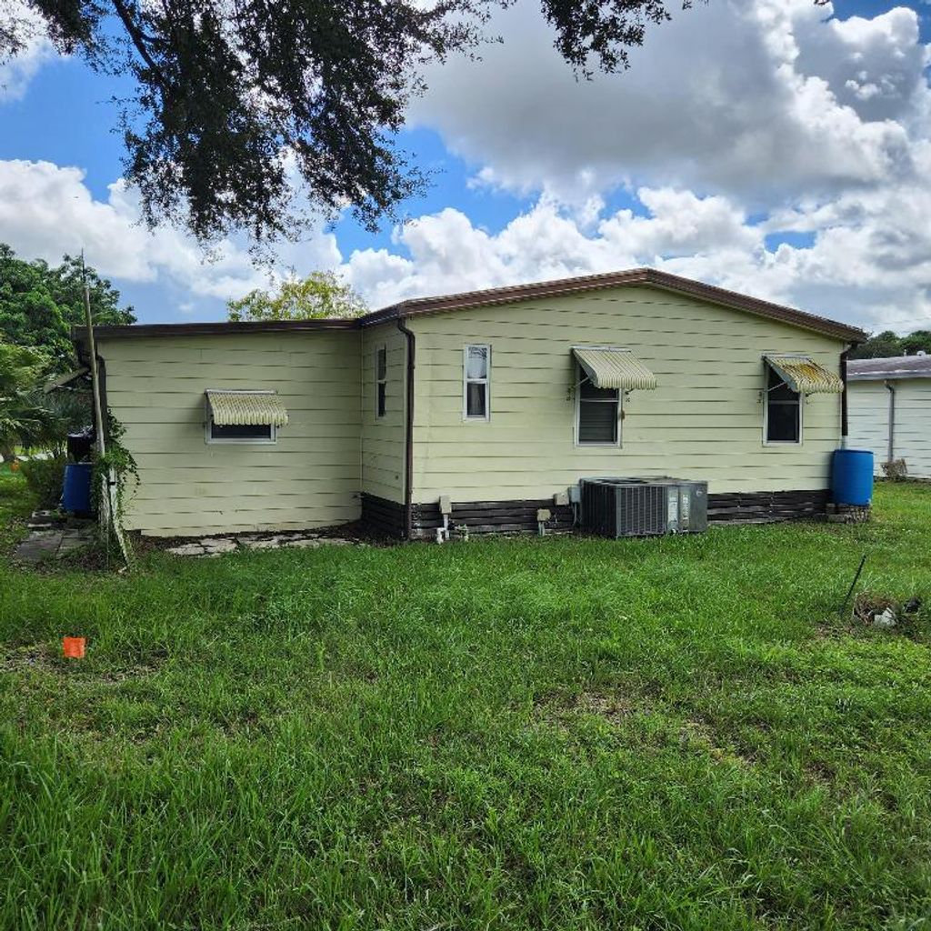 Photo of 2847 SW Thunderbird Trail, Stuart, FL 34997 (MLS # R11141256)