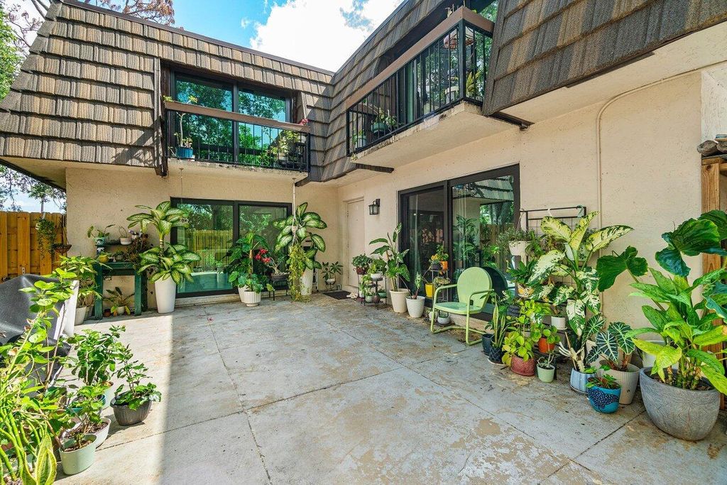 Photo of 4059 Palm Bay Circle #C, West Palm Beach, FL 33406 (MLS # R11089789)