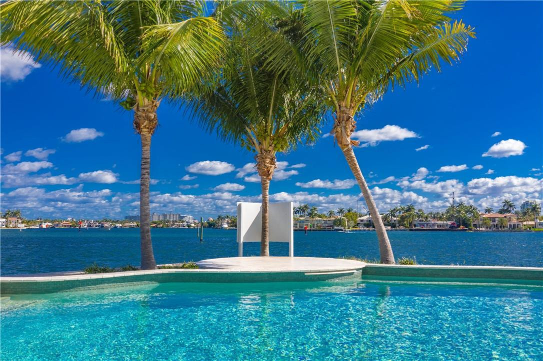 Lauderdale Harbors Sec A - Residential