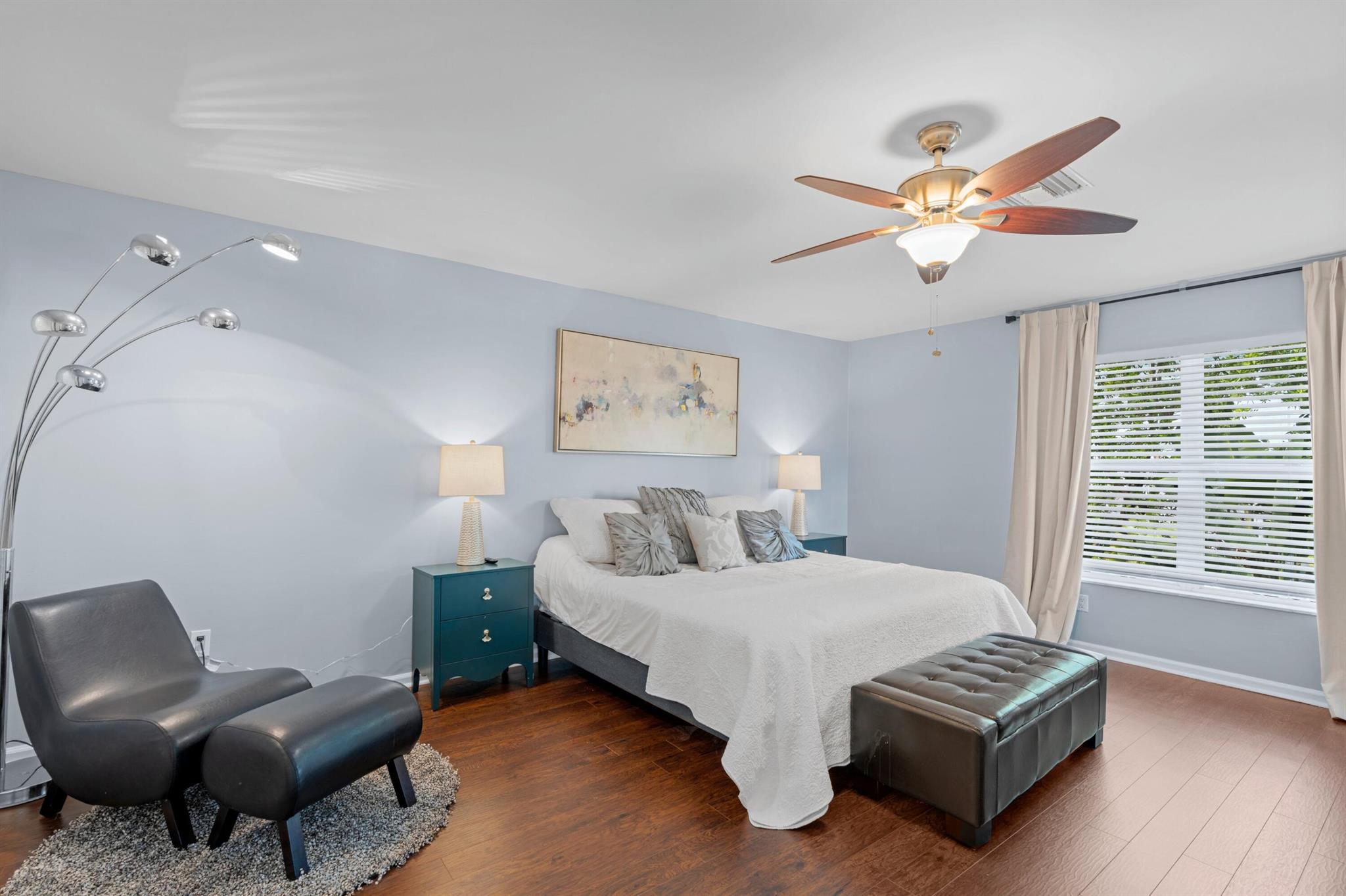 SOUTH OCEAN PARK - Residential Lease