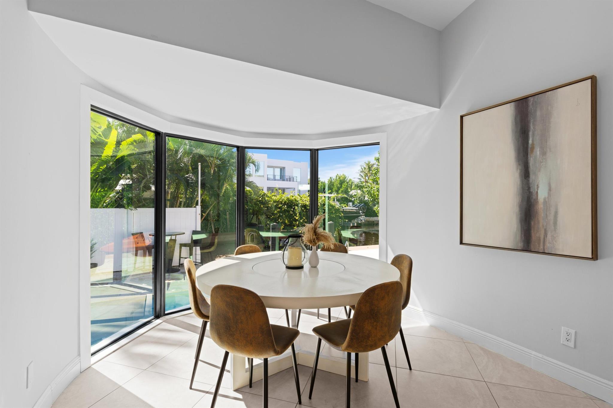 SOUTH OCEAN PARK - Residential Lease