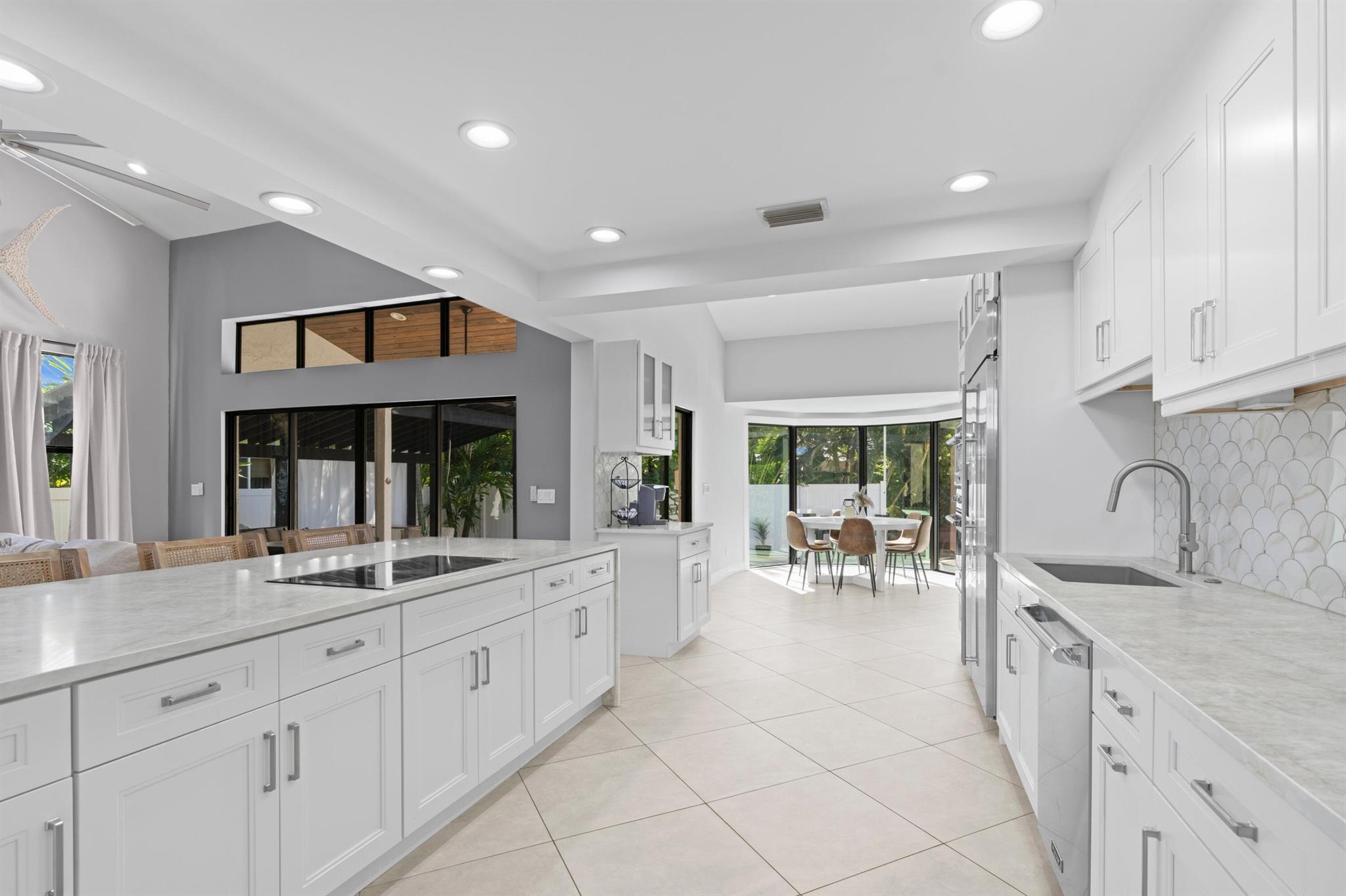 SOUTH OCEAN PARK - Residential Lease