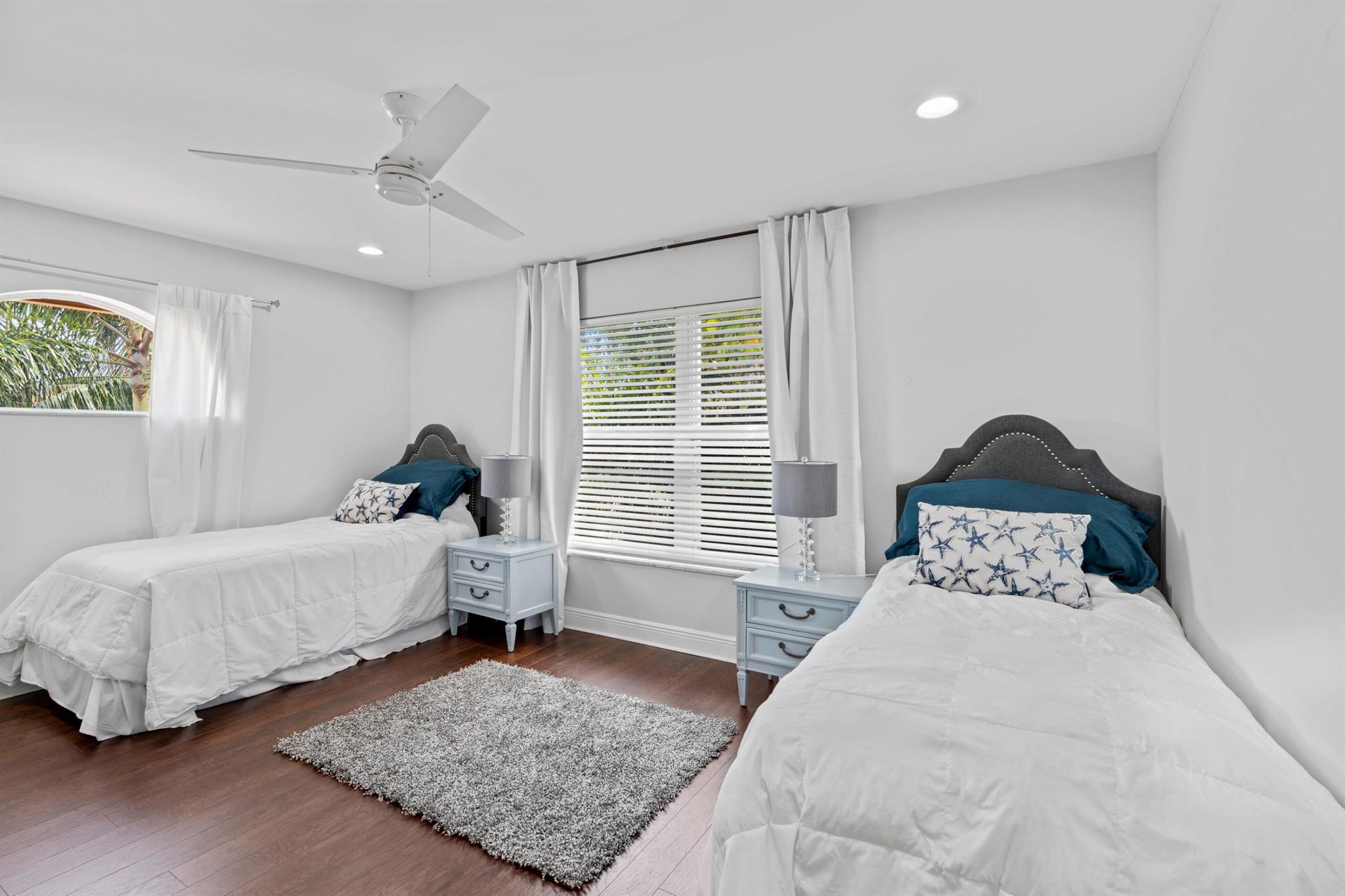 SOUTH OCEAN PARK - Residential Lease