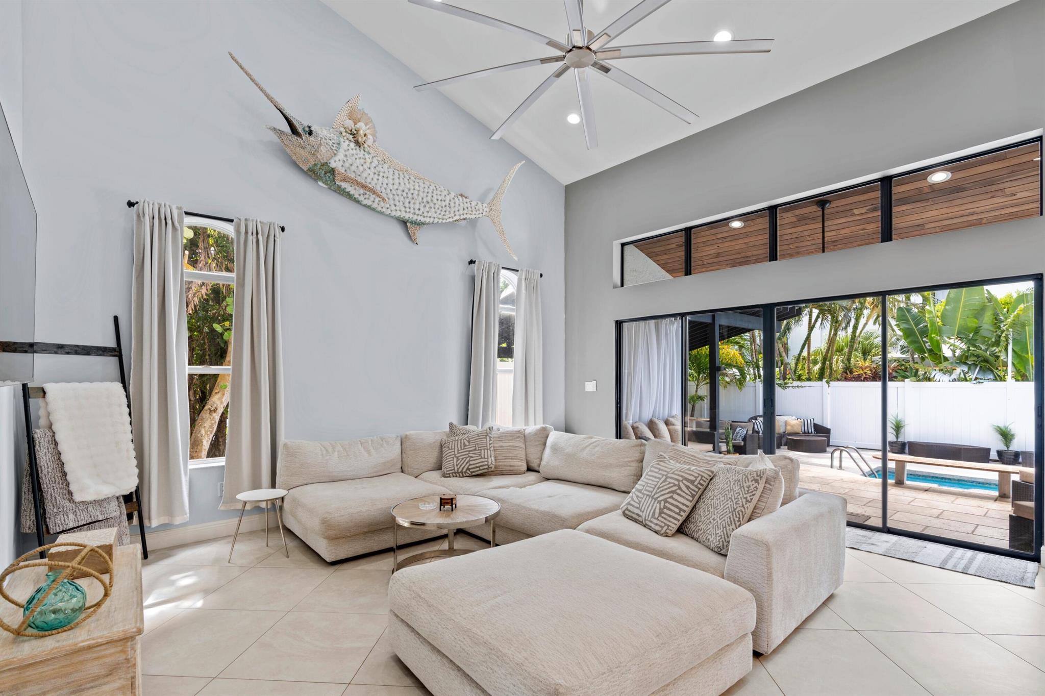 SOUTH OCEAN PARK - Residential Lease