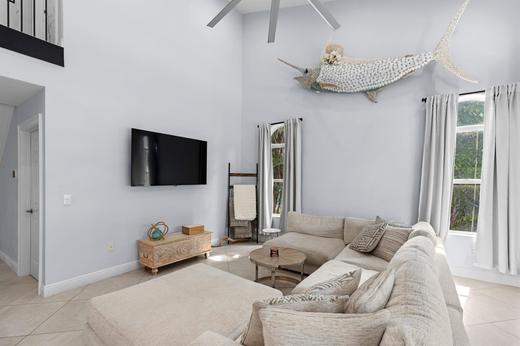 SOUTH OCEAN PARK - Residential Lease