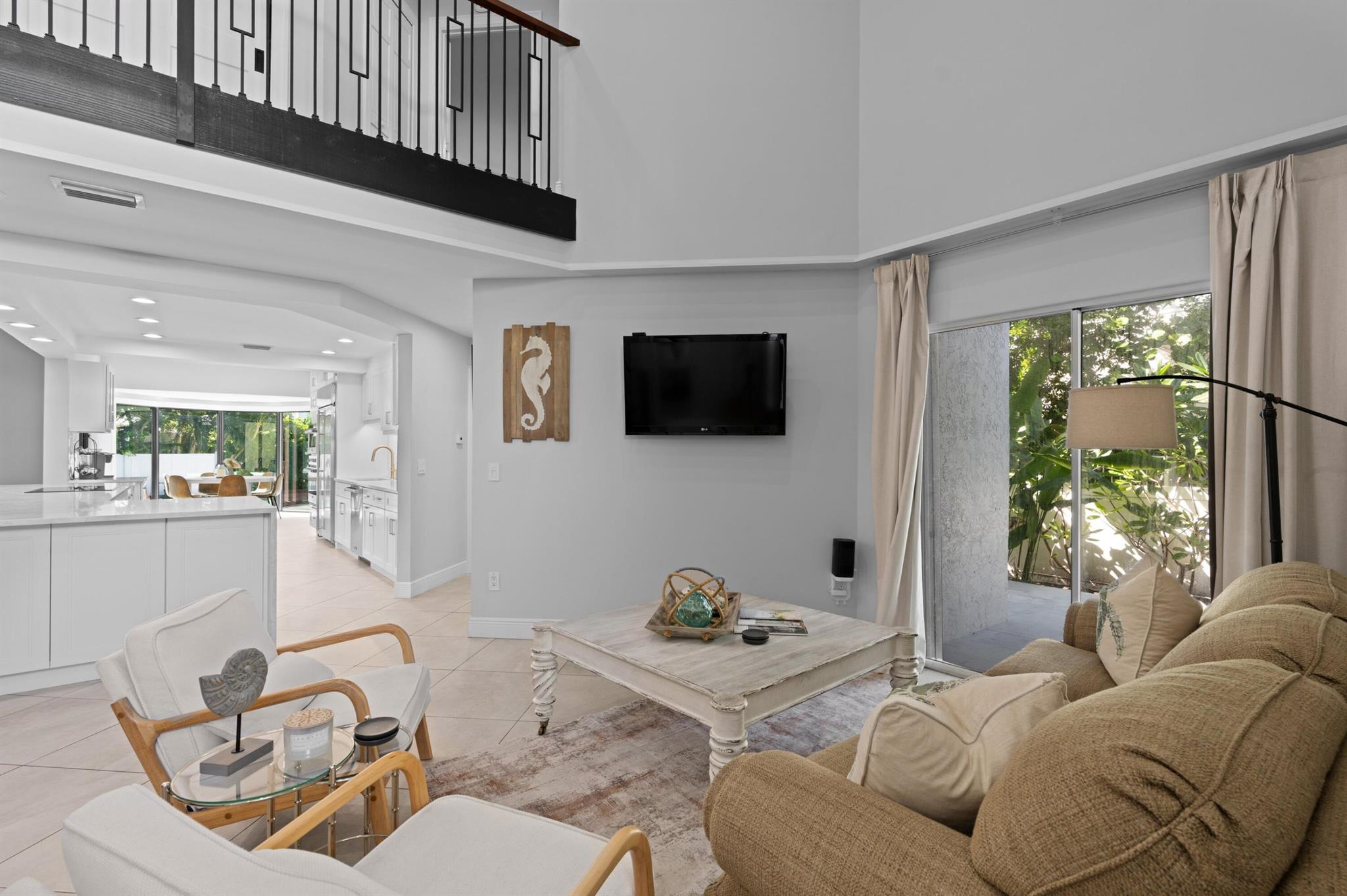 SOUTH OCEAN PARK - Residential Lease