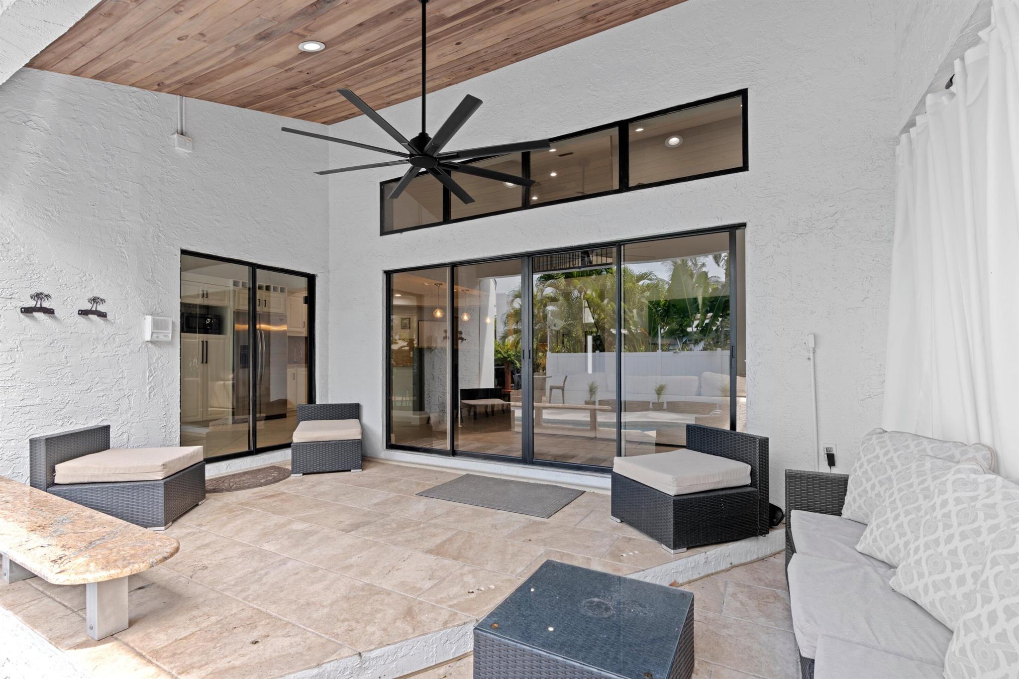 SOUTH OCEAN PARK - Residential Lease