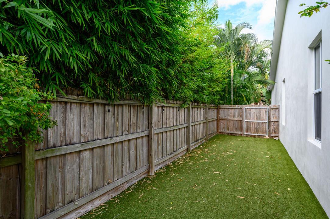 BOCA VILLAS SEC C - Residential