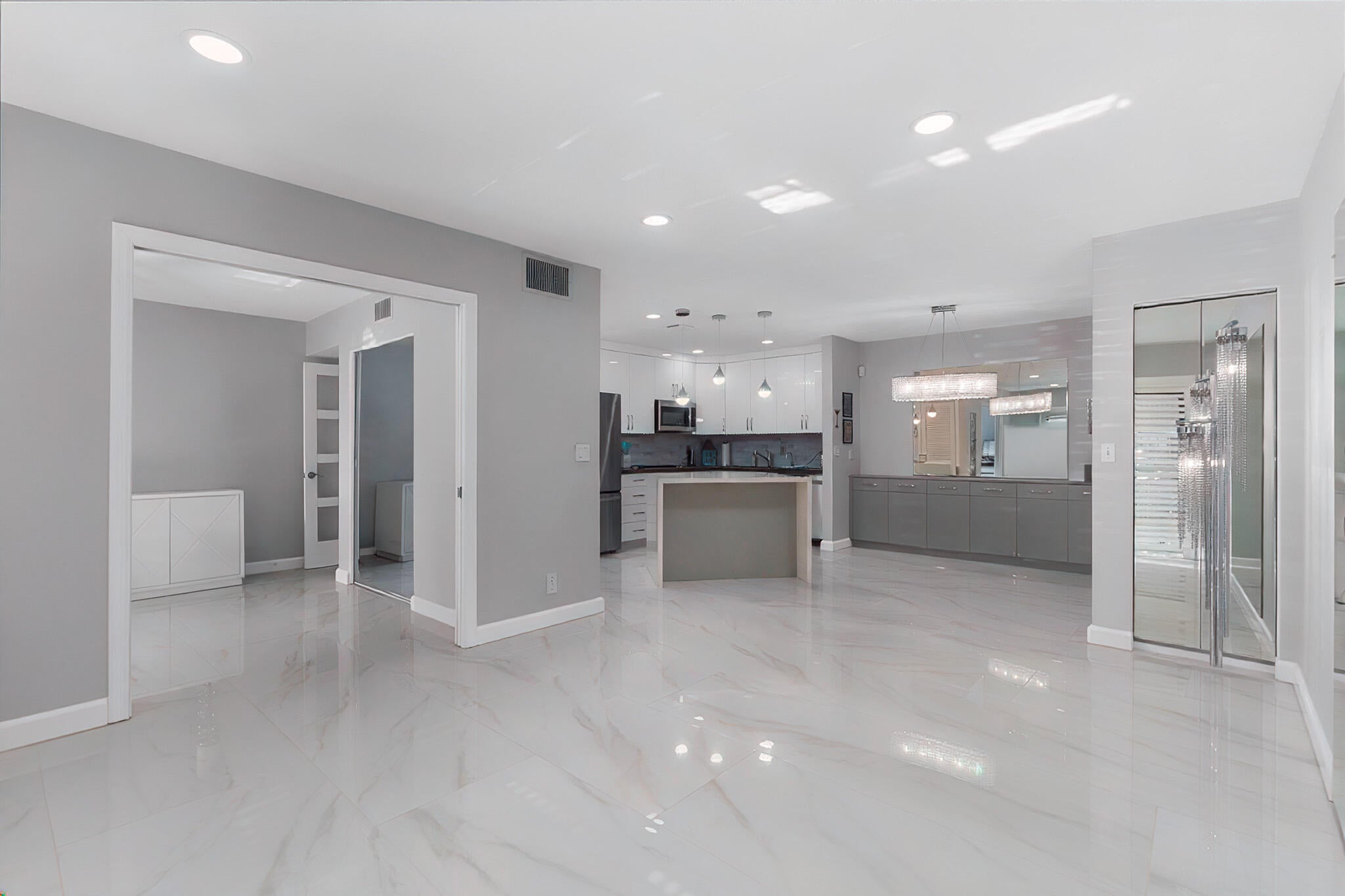 130 CYPRESS CLUB Drive 306