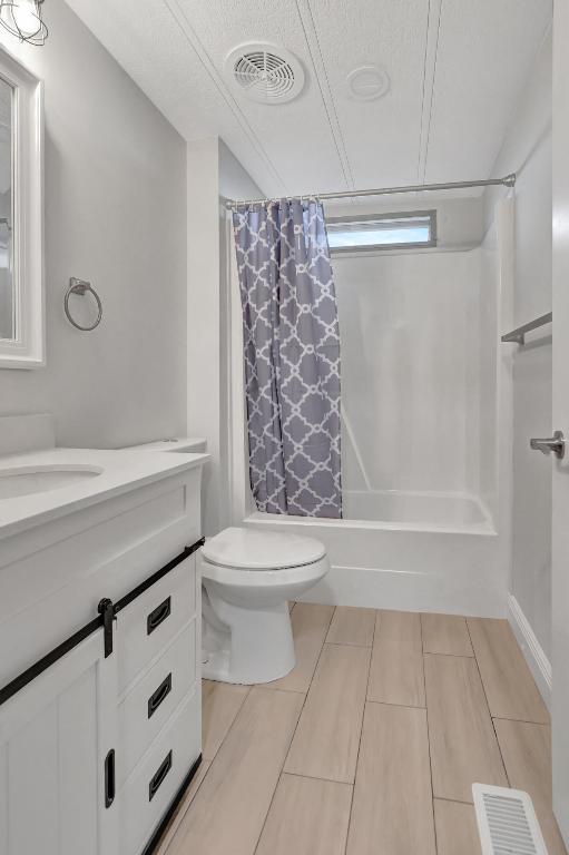 JAMAICA BAY MOBILE HOME CO OP - Residential