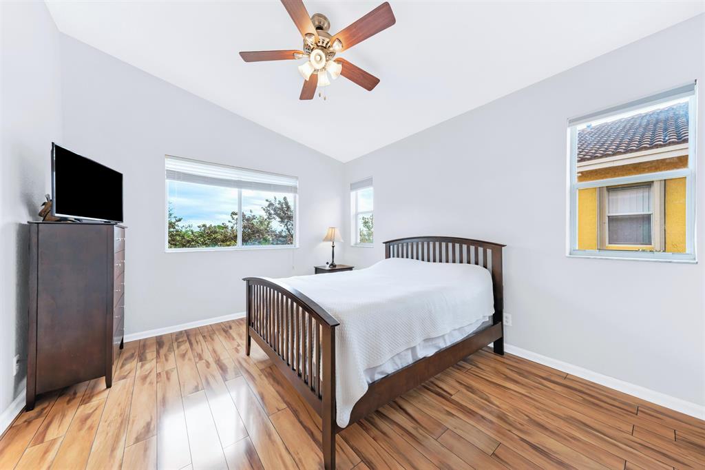 SIERRA BAY - Residential