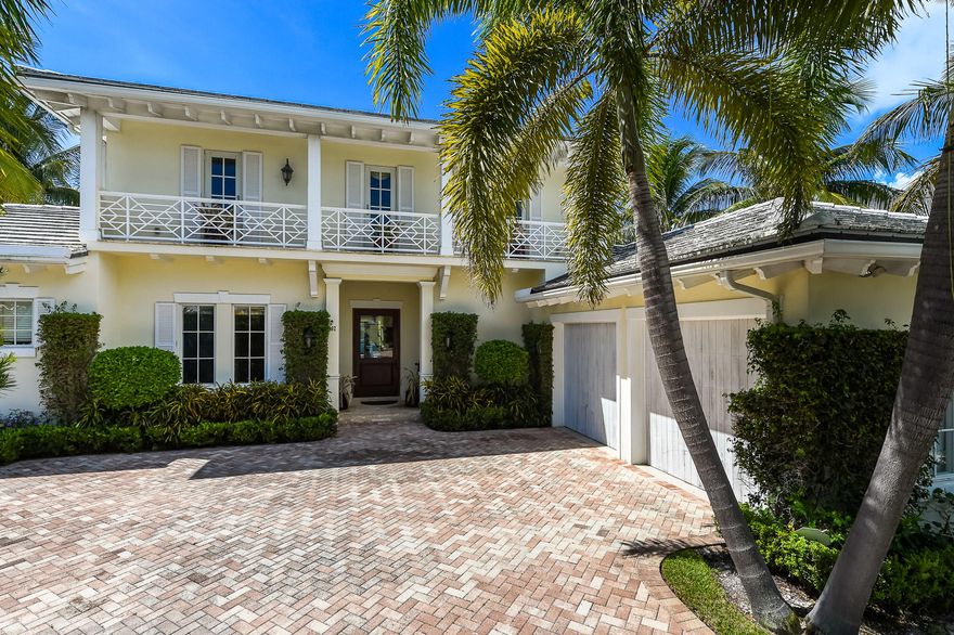 Gorgeous 5BR/6.1BA Island Colonial home located in the North End. Home features beautiful first floor owner's suite, formal dining room, and fantastic eat-in chefs kitchen that opens to breakfast nook and family room with built-ins. Spectacular outdoor spaces include beautifully landscaped entry, open and covered balconies, and covered loggia overlooking large pool and spa. Additional highlights include 2 outdoor showers, built-in grill, full-house generator, and beach access.