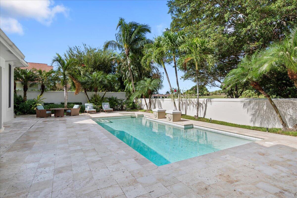 LONGWOOD GREEN WEST OF PL - Residential