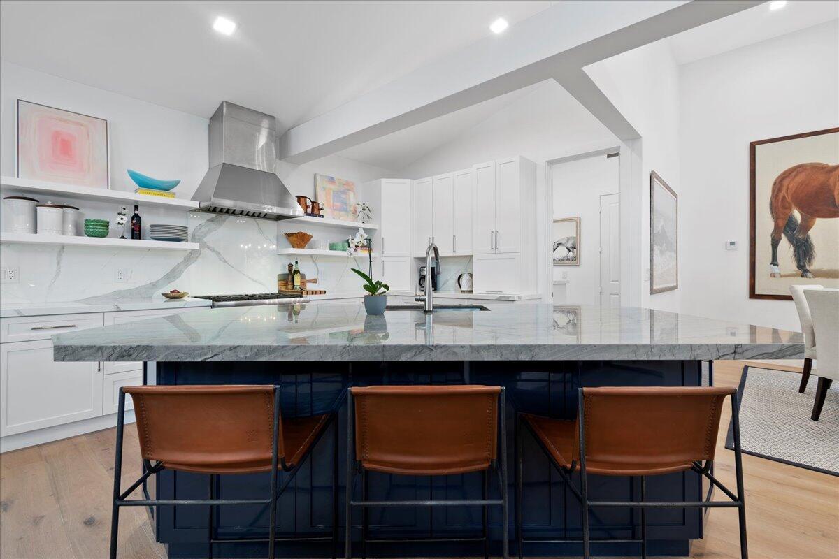 LONGWOOD GREEN WEST OF PL - Residential