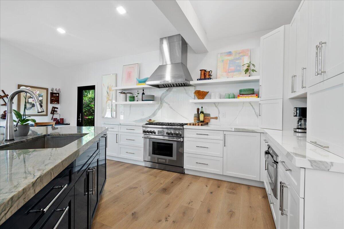 LONGWOOD GREEN WEST OF PL - Residential