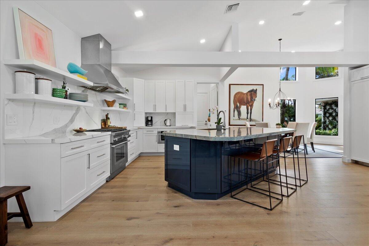 LONGWOOD GREEN WEST OF PL - Residential