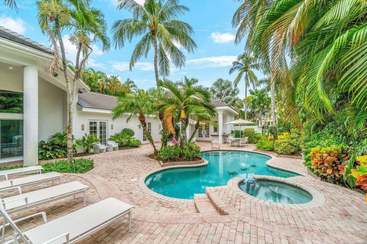 ROYAL HIDDEN COVE / POLO - Residential