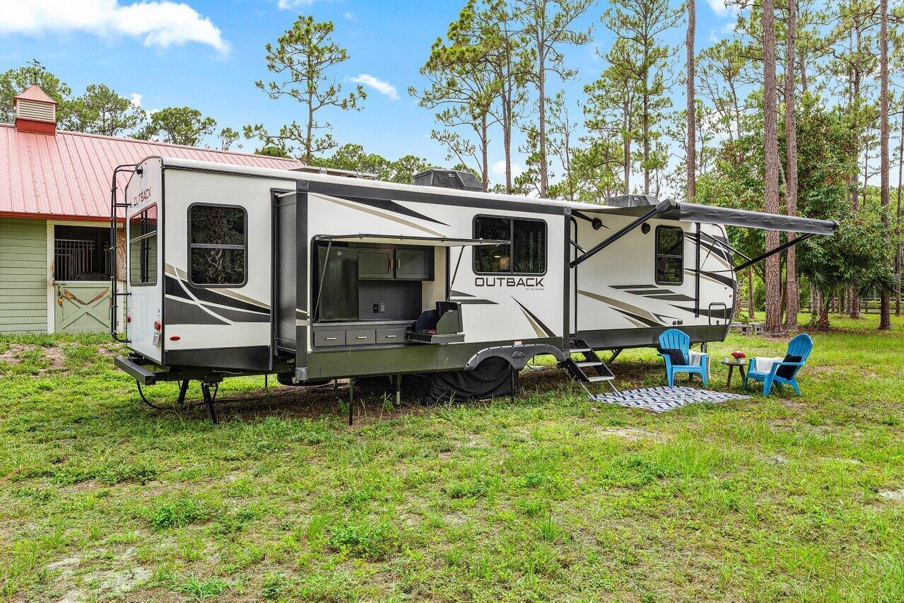 FOX TRAIL - Residential Lease