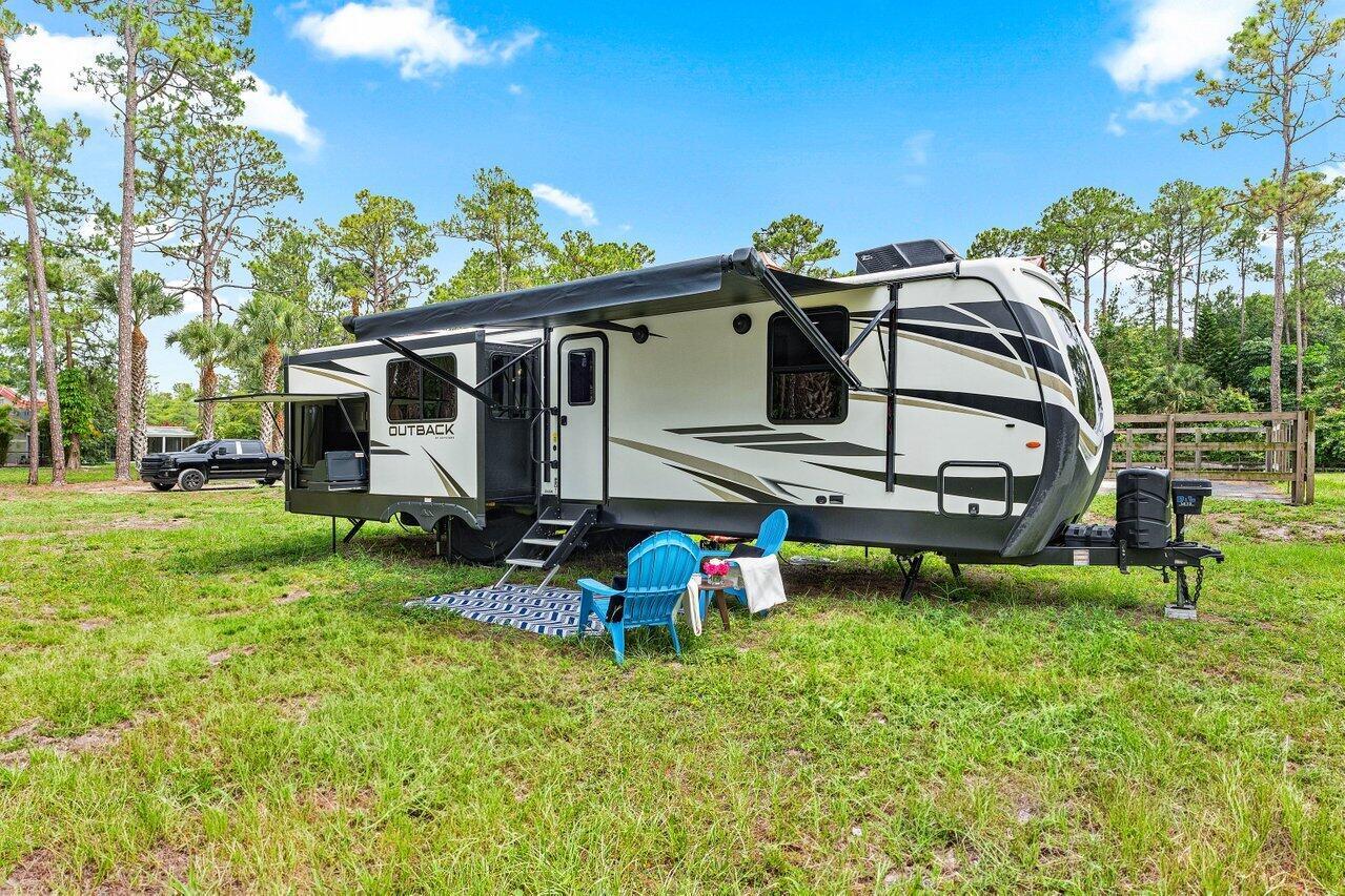 FOX TRAIL - Residential Lease