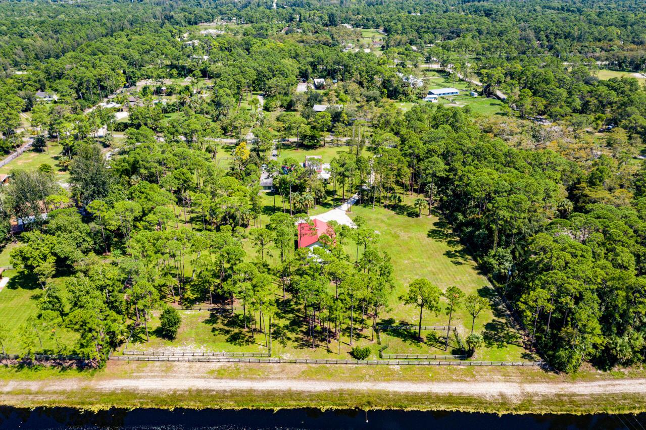 FOX TRAIL - Residential Lease