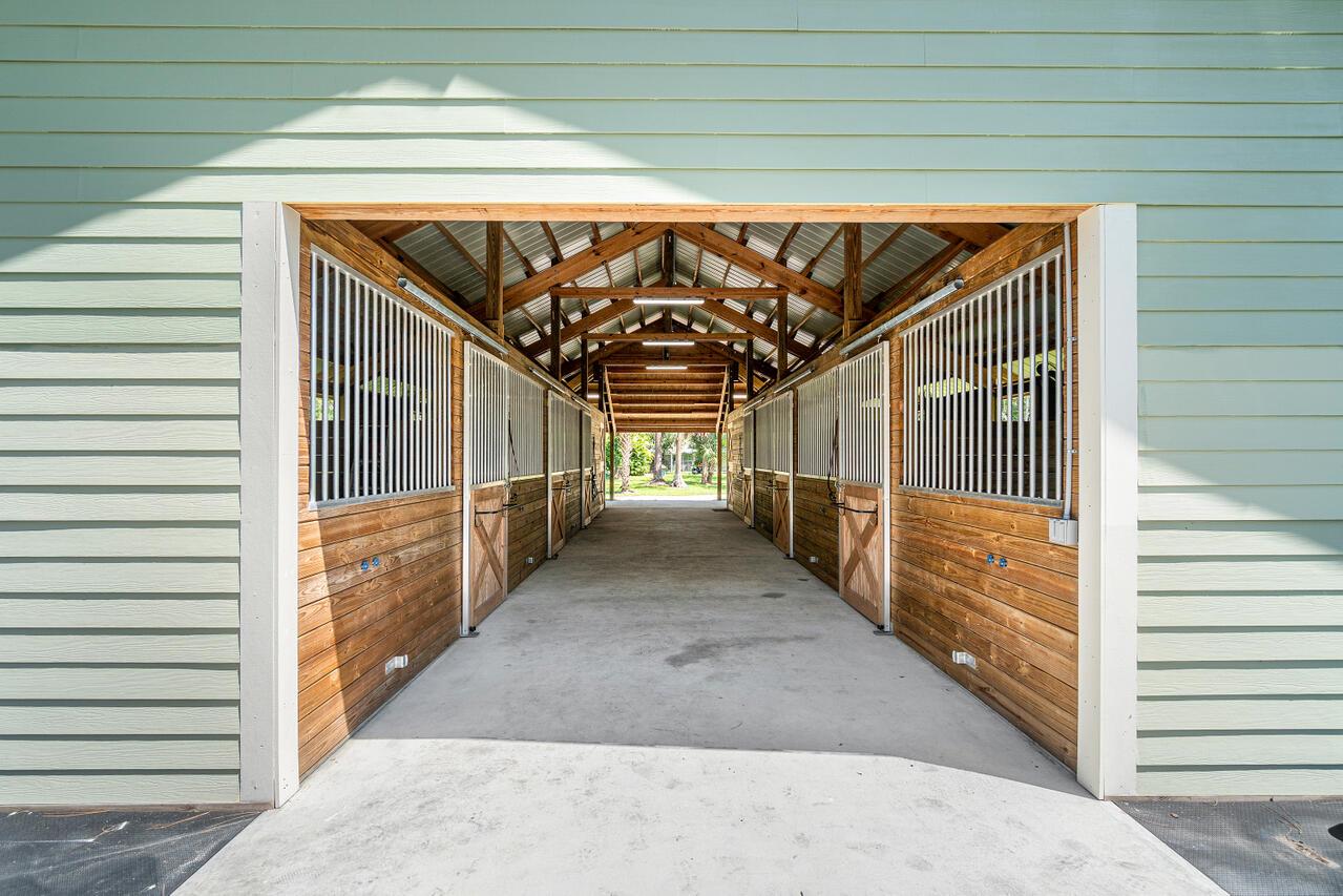 FOX TRAIL - Residential Lease