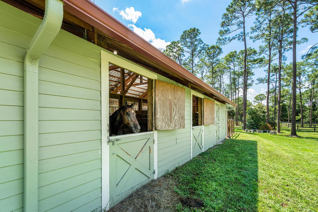 FOX TRAIL - Residential Lease