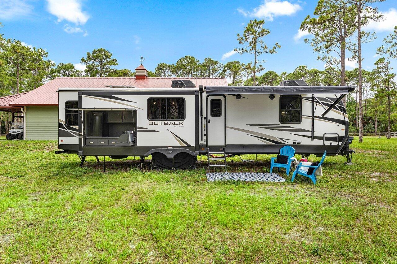 FOX TRAIL - Residential Lease