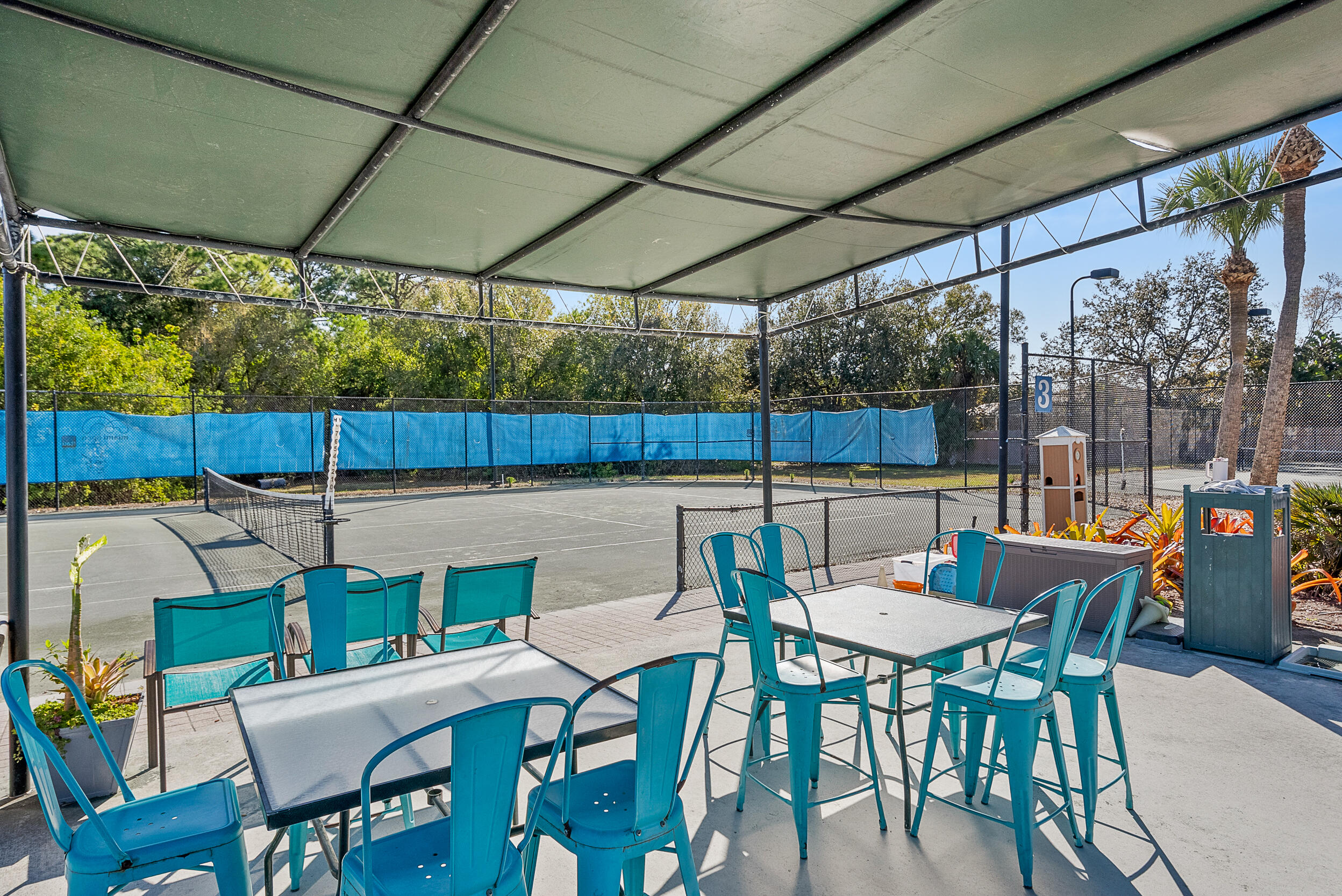 Country Club Estates - Residential