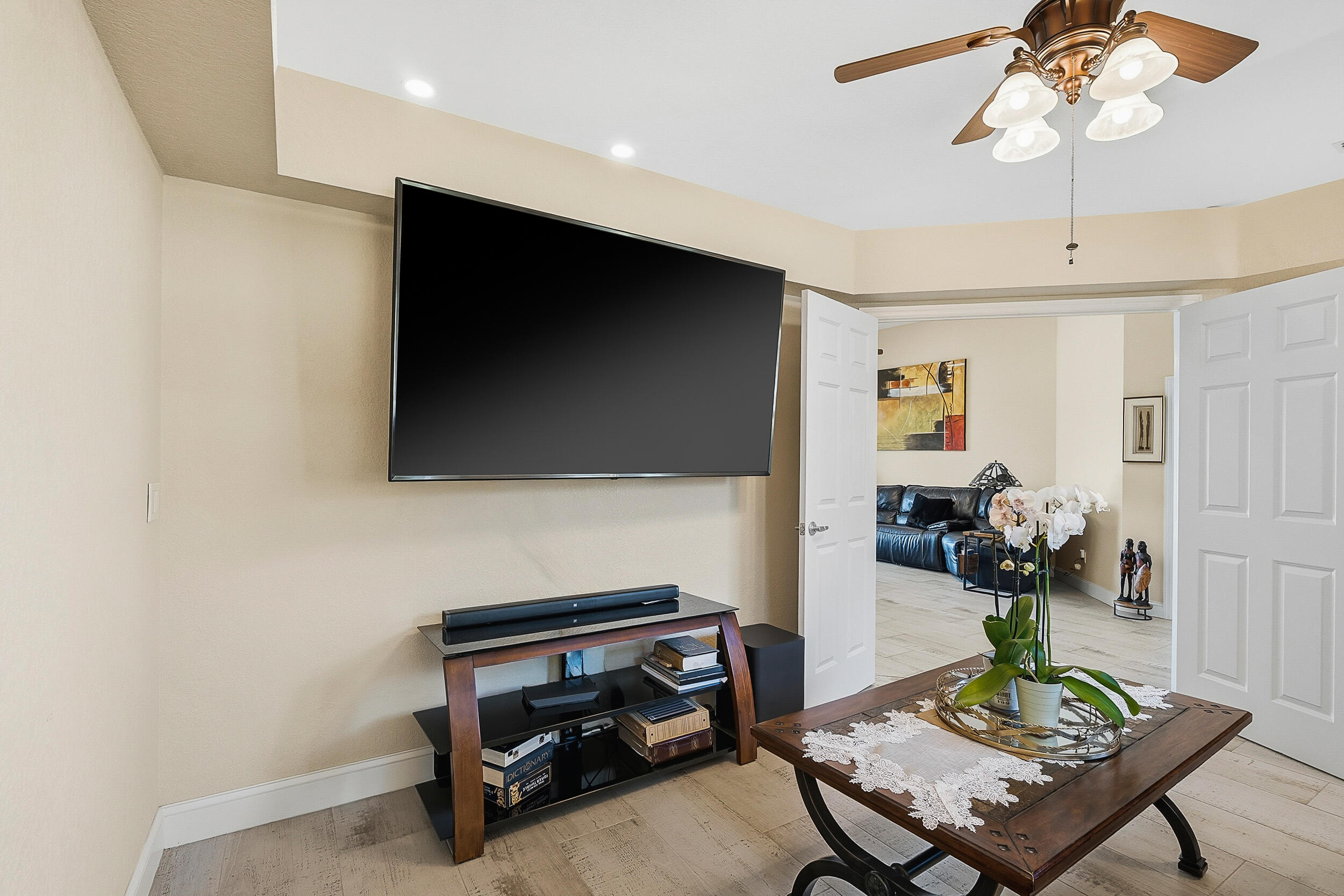 Country Club Estates - Residential