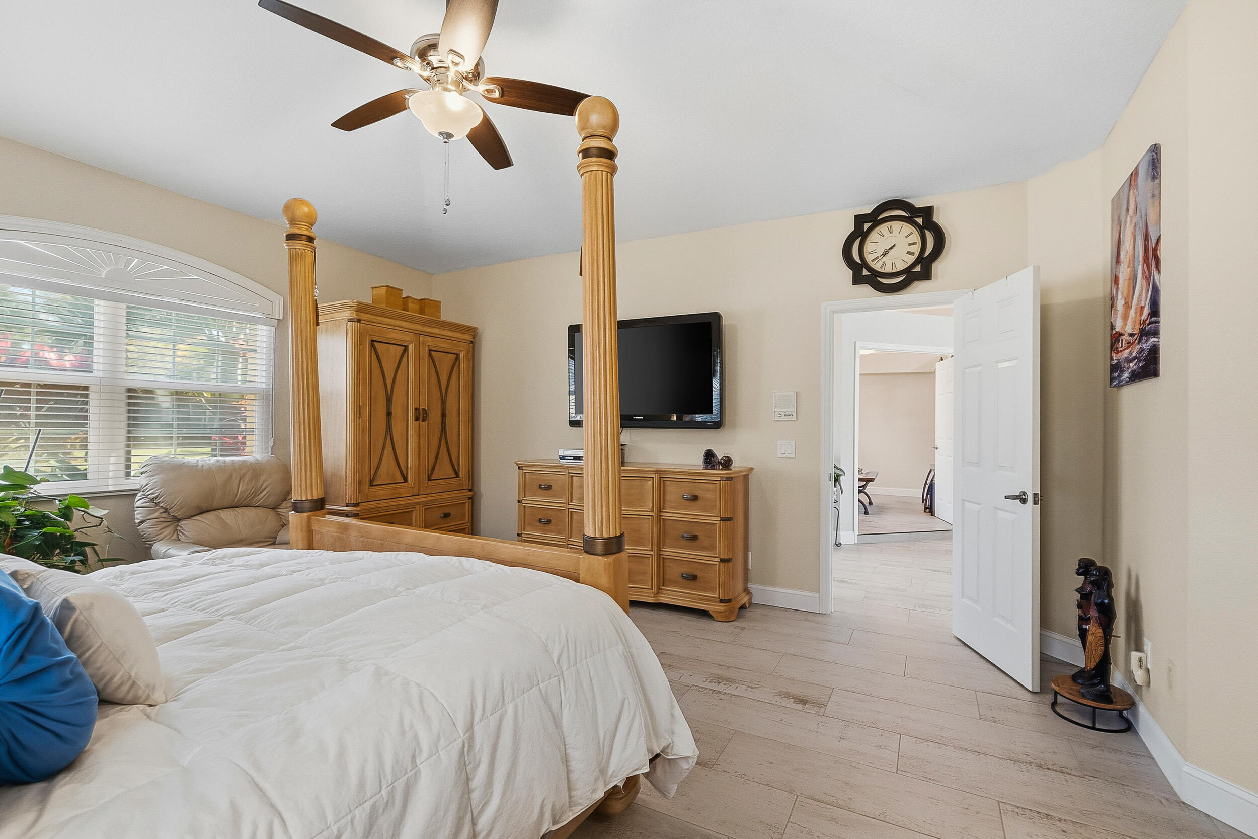 Country Club Estates - Residential