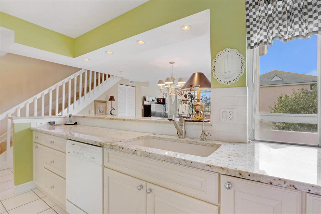 Jupiter Bay - Residential Lease