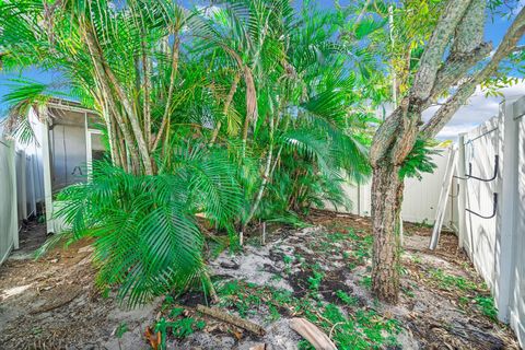 Townhouse in Davie FL 6777 39th Ct 20.jpg