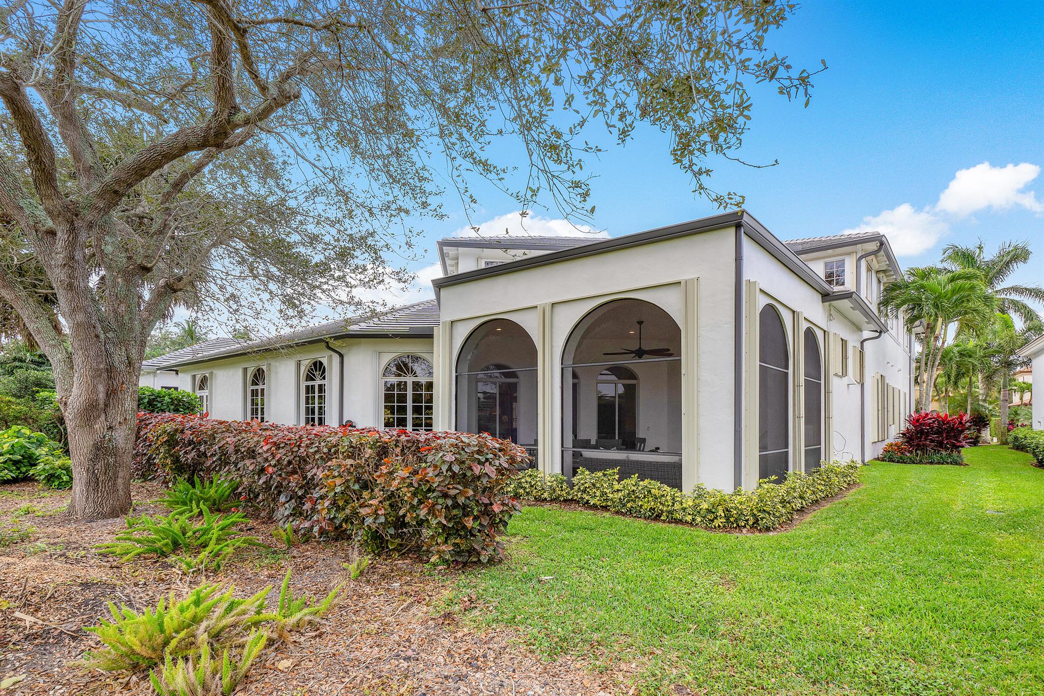 Mizner Country Club - Residential