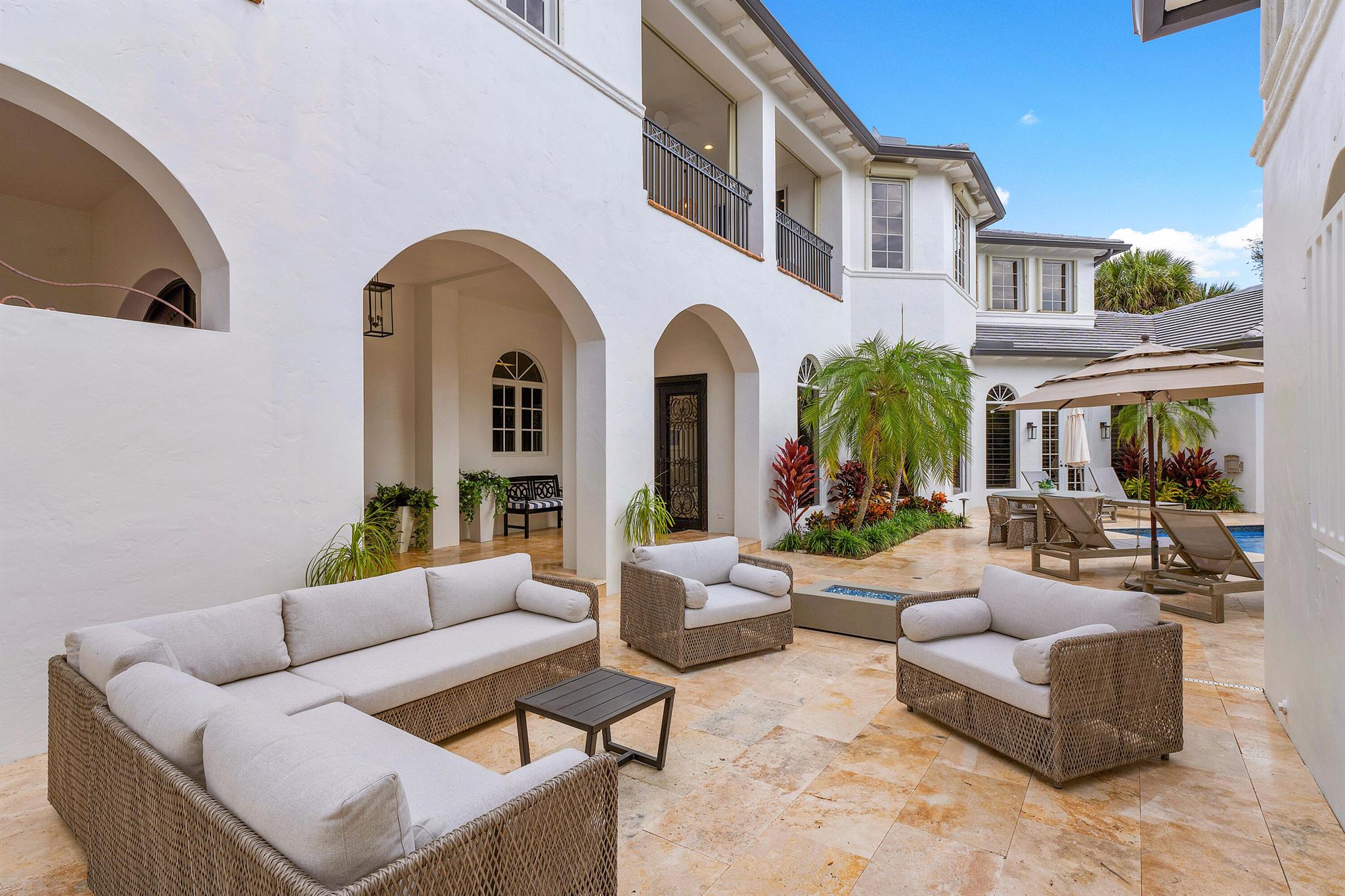 Mizner Country Club - Residential