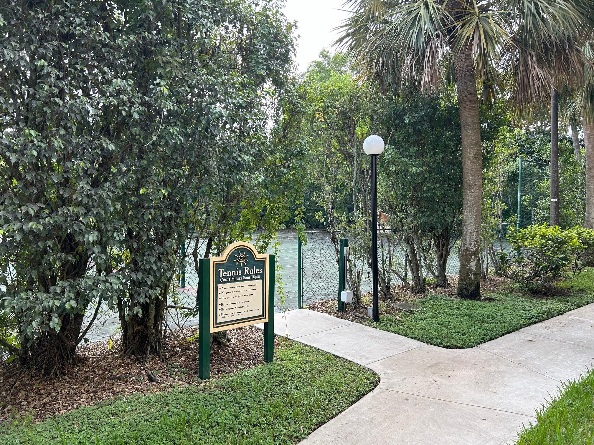 Summerbreeze Condominium - Residential