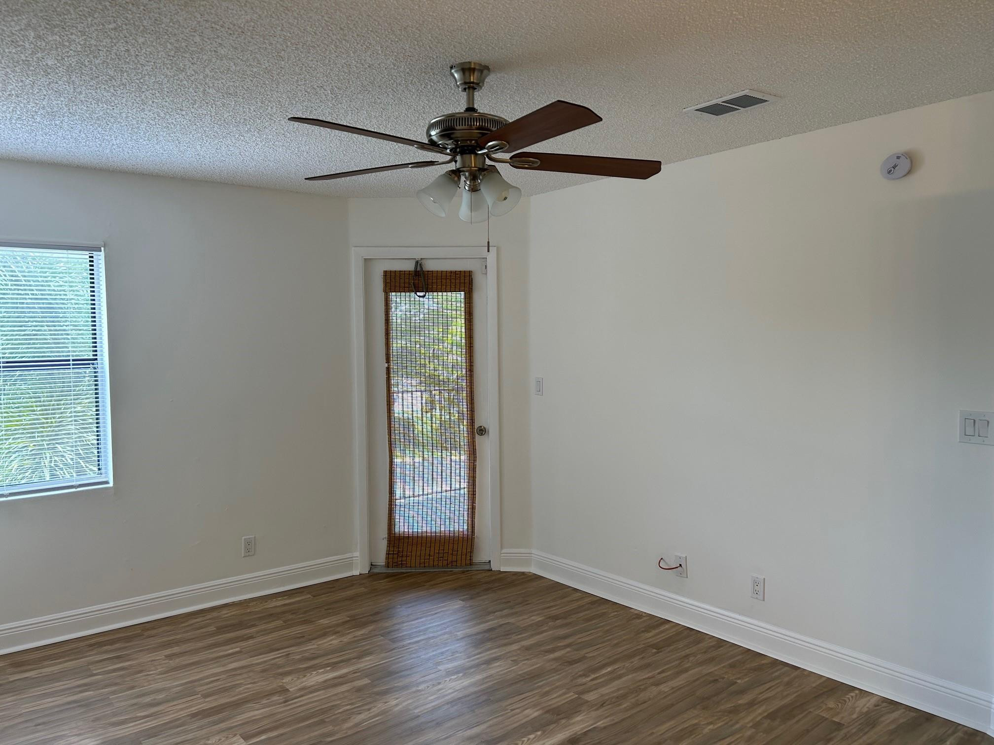 Summerbreeze Condominium - Residential