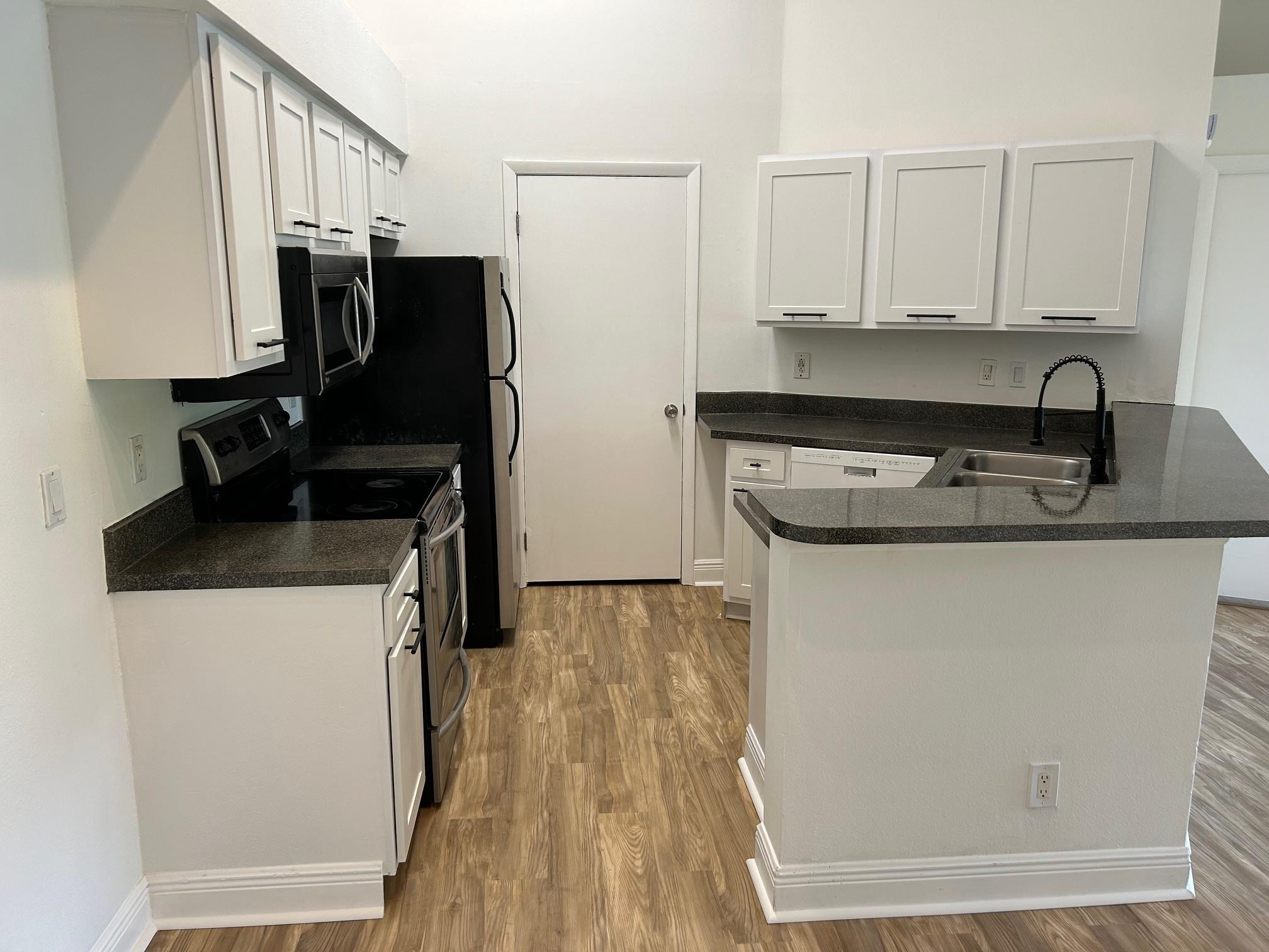 Summerbreeze Condominium - Residential