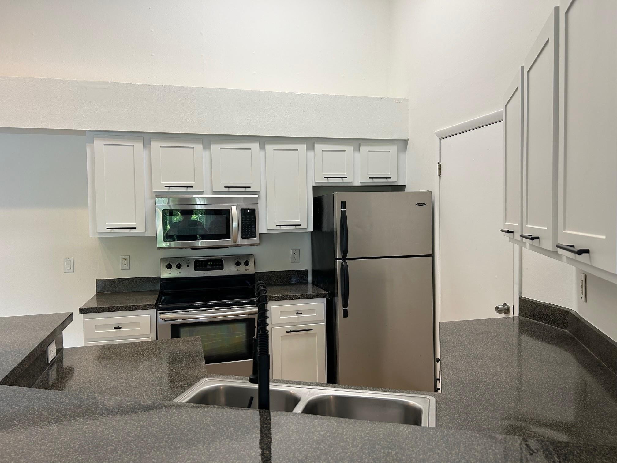 Summerbreeze Condominium - Residential