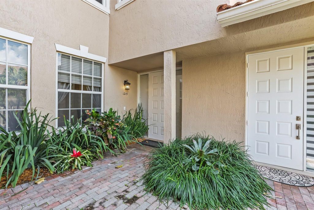 Photo of 6576 Villa Sonrisa Drive #1215, Boca Raton, FL 33433 (MLS # R11093960)